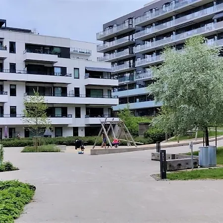 شقة Sjarmerende Leilighet I